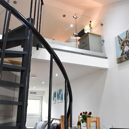 Annabel's Loft *