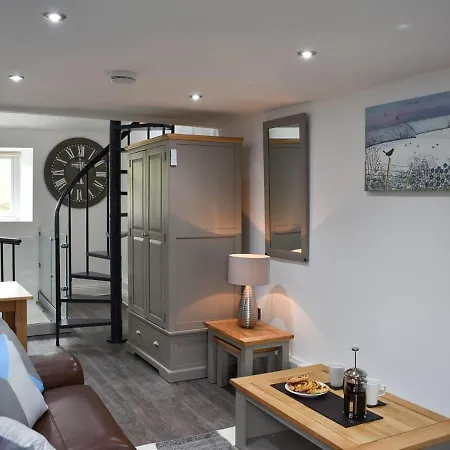 Annabel's Loft